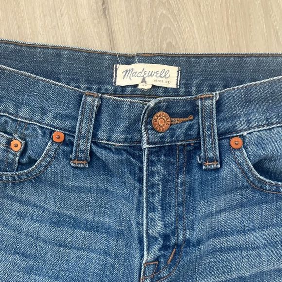 Madewell 26 Denim Cuffed Jean Shorts - Picture 2 of 7